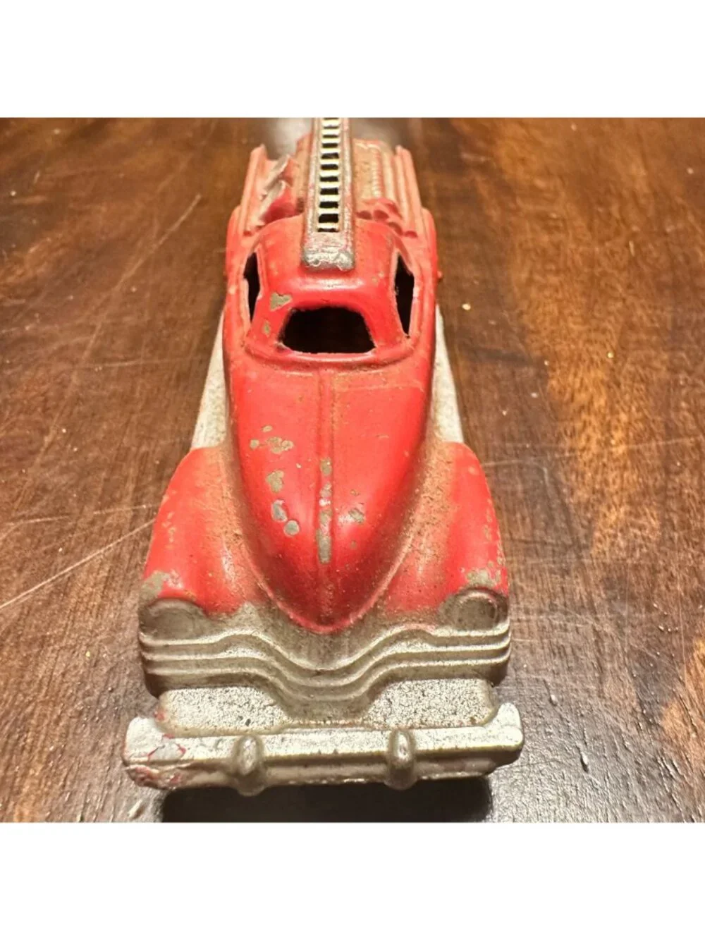 Vintage Manoil No 709 Die Cast Fire Engine